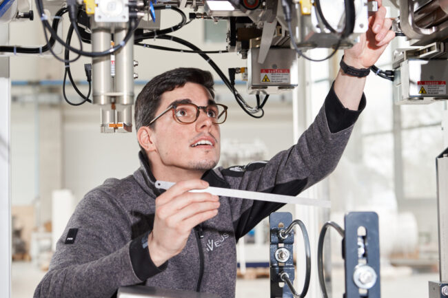 AVENTUS Maschine wird gewartet